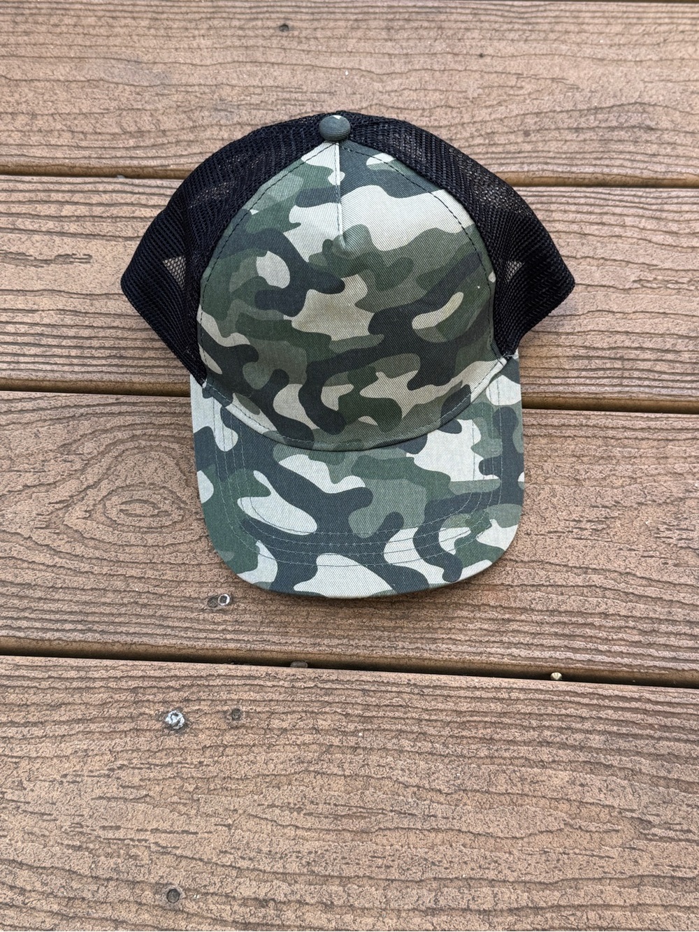 Camo Hat - Green & Black
